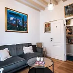 Apartment Old Town Center