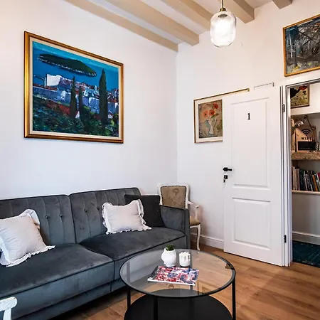 Apartamento Old Town Center